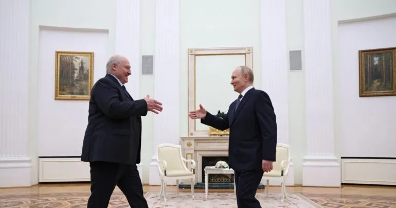 Лукашенко заявил о «хорошем предложении» для Зеленского по прекращению войны