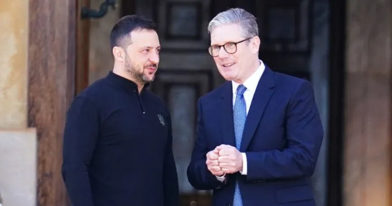 Зеленський провів переговори з прем’єром Британії Стармером щодо посилення підтримки України