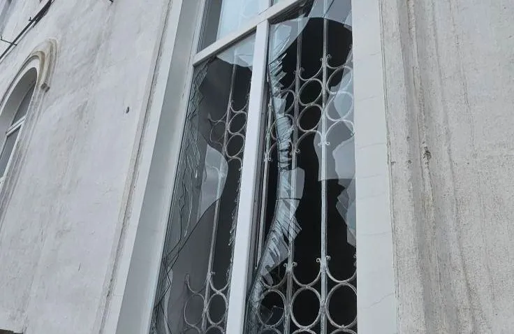 В Полтаве в результате ночной атаки россиян поврежден Свято-Миколаевский храм ПЦУ