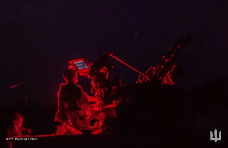 Вночі росіяни атакували Україну 62 дронами