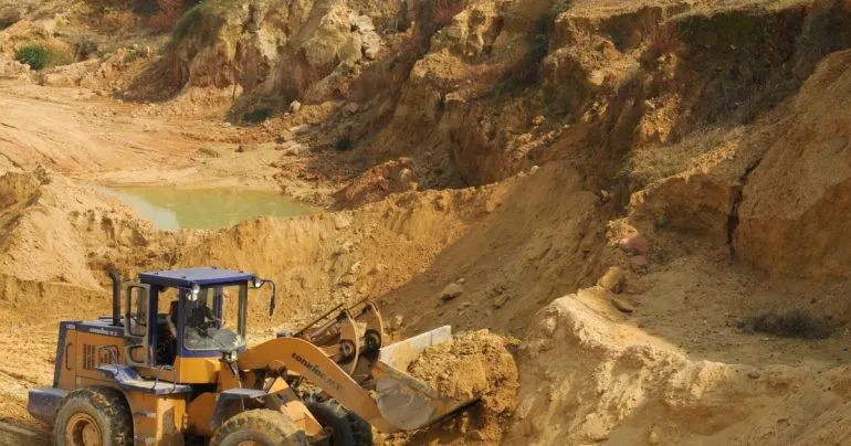 Як обмеження Китаю на експорт рідкісноземельних металів вплинуть на оборонну сферу та Україну