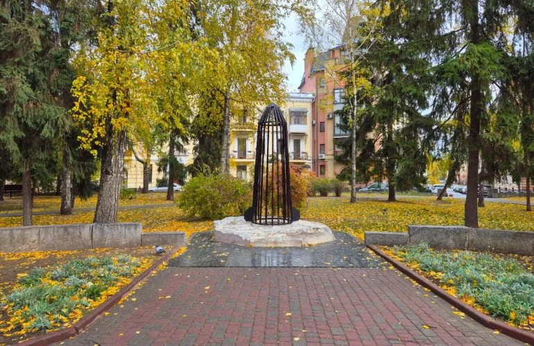 У Полтаві призупинили перейменування вулиць і скверів до закінчення воєнного стану