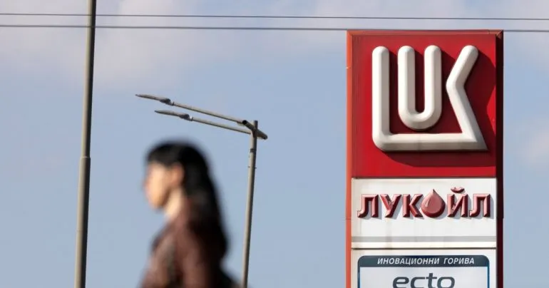 ЄС розглядає винятки для активів Lukoil у Європі після санкцій США