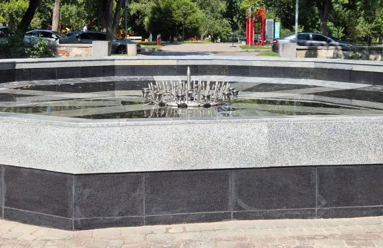 У Полтаві 15 жовтня завершують сезон роботи міських фонтанів