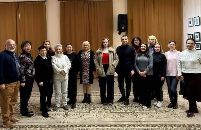 Діана Клочко презентувала майбутню книгу на лекції в Полтаві для науковців і студентів