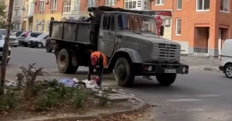Алексей Чепурко призывает полтавцев не выбрасывать мусор на улицах города