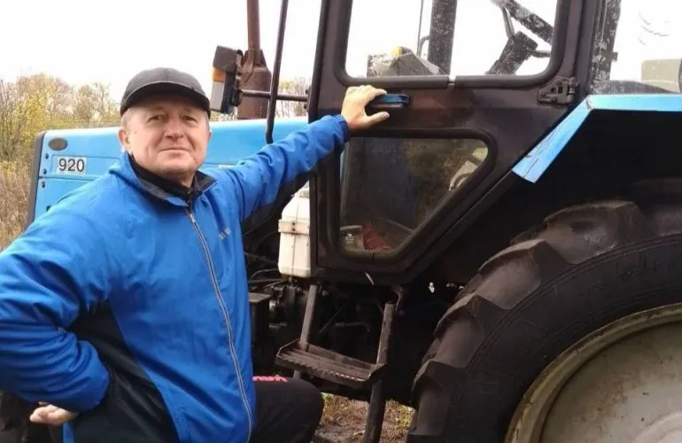Фермер із Решетилівки заявляє про спробу рейдерського захоплення автогаража міськрадою