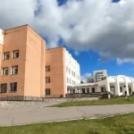 Капитальный ремонт крыльца и благоустройство детской поликлиники на Садах-2 оценены в 5,3 млн грн