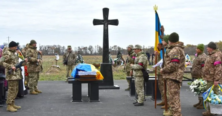 За неделю на войне погибли 17 военных, связанных с Полтавщиной