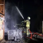 Пожежа у Полтаві: у гаражі училища згоріли авто і мототехніка, є постраждалий