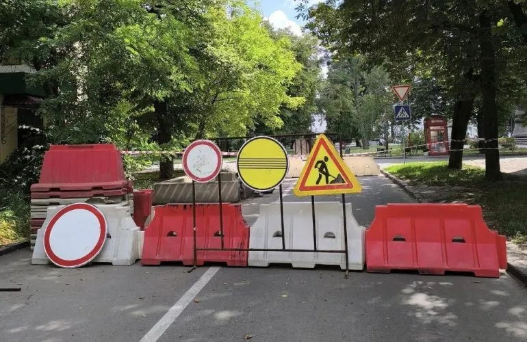 Термін перекриття частини вулиці Пилипа Орлика продовжили до 21 грудня