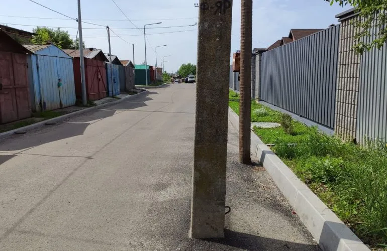 Суд відмовив підряднику у виплаті 800 тисяч грн за додаткові роботи біля маєтку Мамая