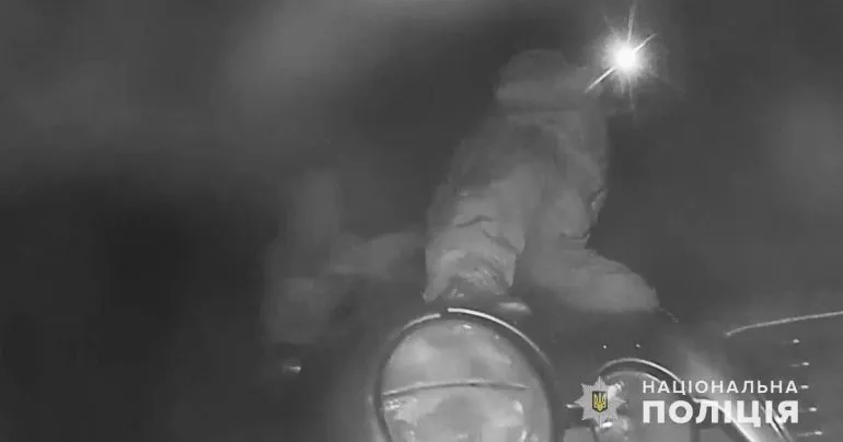 Троих жителей Кременчуга осудили на 5 лет за серию дерзких грабежей фур