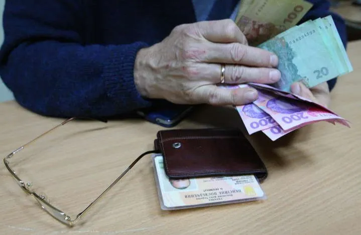 Средний размер пенсии в Полтавской области в октябре 2025 года составил 6333 гривны