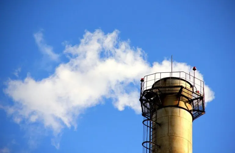 Работа «Полтаватеплоэнерго» за неделю: поставка тепла, ремонты и запуск котельных