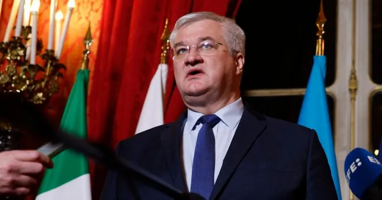 Украина и США готовят переговоры по мирному урегулированию войны