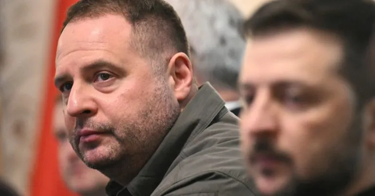 Зеленський не підпише жодної угоди про відмову від українських територій – Єрмак