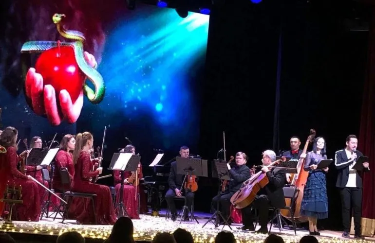 Програми виступів полтавських закладів культури на листопад 2025 року