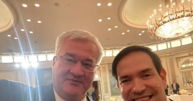 Україна та США обговорили зміцнення оборони і мирні ініціативи у Канаді