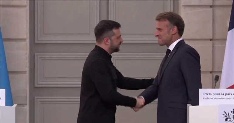 Зеленський зустрівся з Макроном у Франції: обговорення оборонної підтримки України