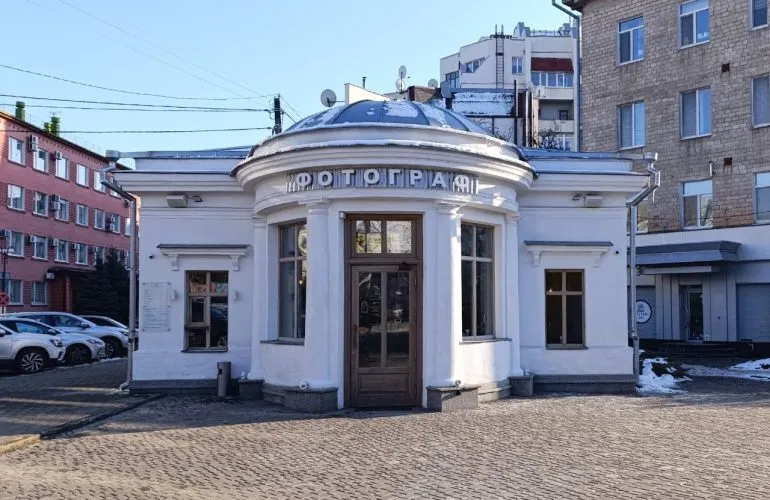 Власник «Будинку дитячої фотографії» у Полтаві оскаржує рішення суду щодо охоронного договору