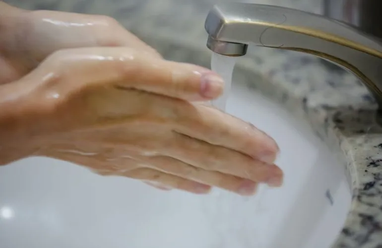 У Полтаві через ремонт колектора частина будинків залишиться без гарячої води