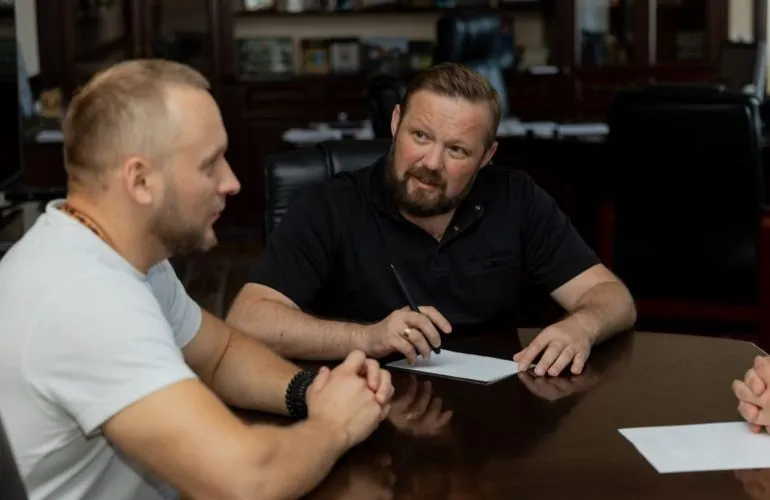 Максим Калинин выступил за проверку без приостановления работы комиссии по критичности предприятий