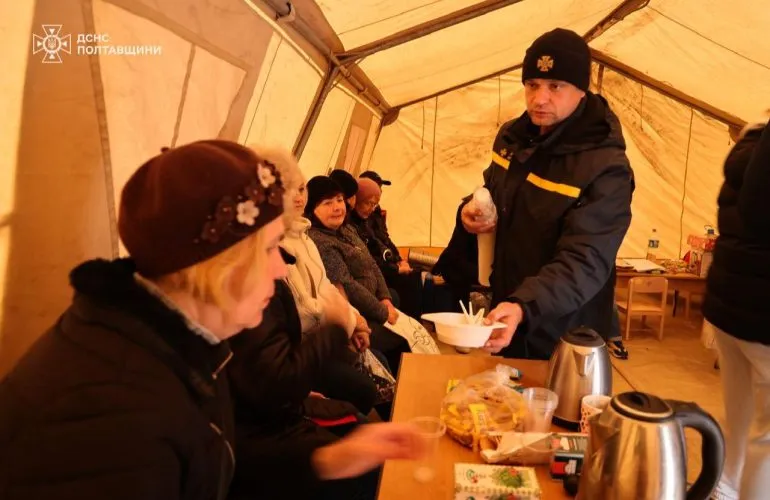 У Кременчуці відкрили пункти незламності після ліквідації наслідків обстрілів