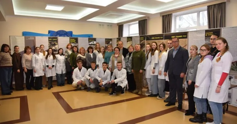 В ПДМУ почтили День Достоинства и Свободы и вспомнили историю революций