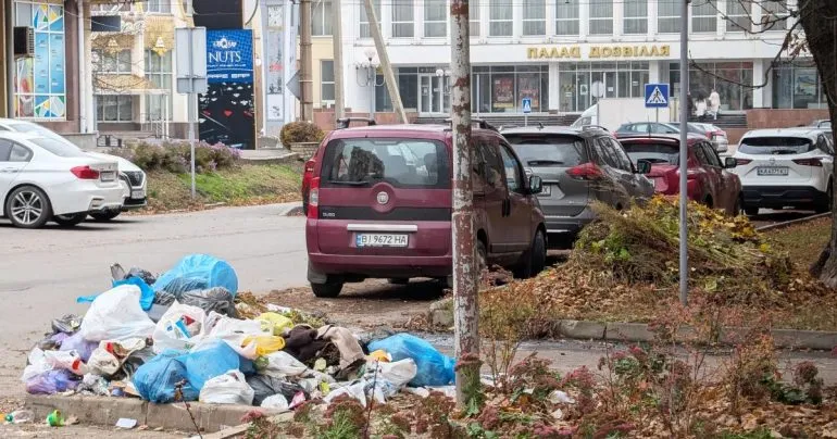 КАТП-1628 отримало повноваження штрафувати за стихійні сміттєзвалища у Полтаві