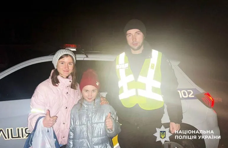 Полицейские Полтавщины проводят акцию «Засветись» для повышения безопасности на дорогах