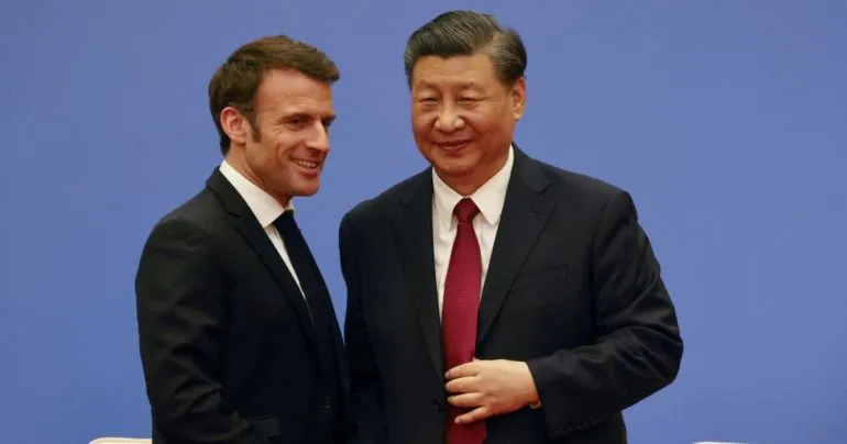 Макрон призывает Китай содействовать завершению войны России против Украины