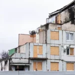 Мешканці зруйнованого будинку на Баленка майже рік вимагають ремонту від влади