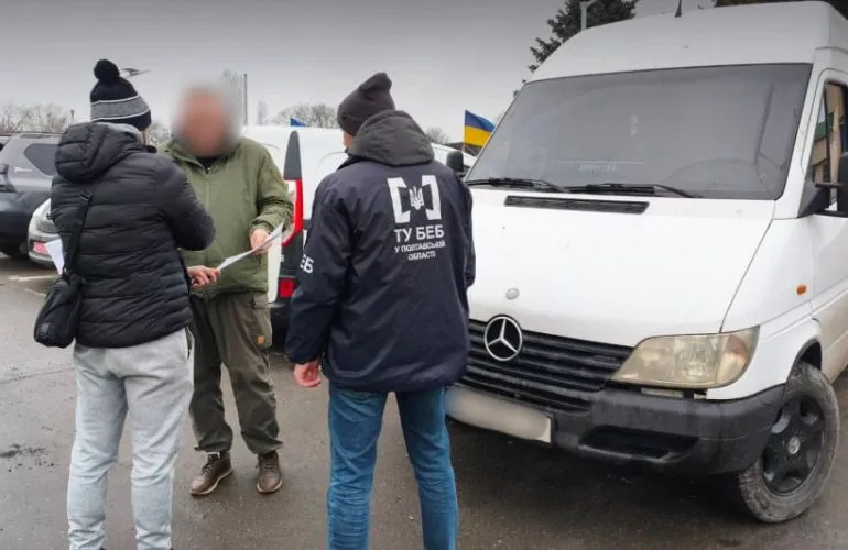 Бюро економічної безпеки передало 38-й бригаді морпіхів мікроавтобус Mercedes-Benz