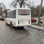 ДТП на улице Небесной Сотни в Полтаве: столкнулись легковое авто и маршрутка