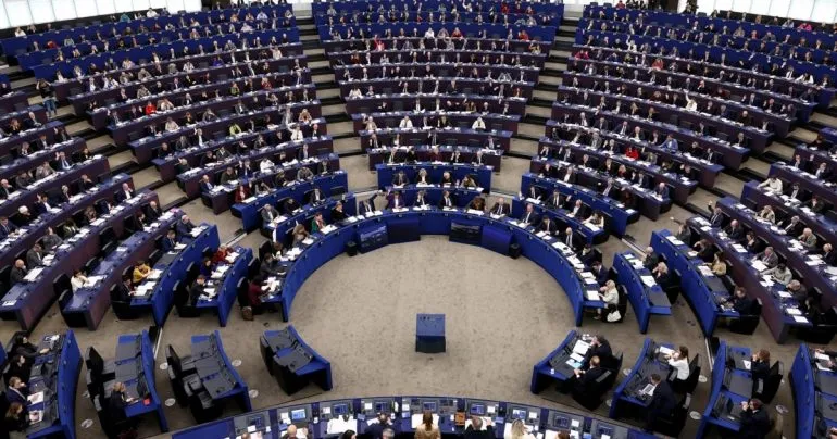 Європарламент затвердив план ЄС щодо повної відмови від російського газу до 2027 року