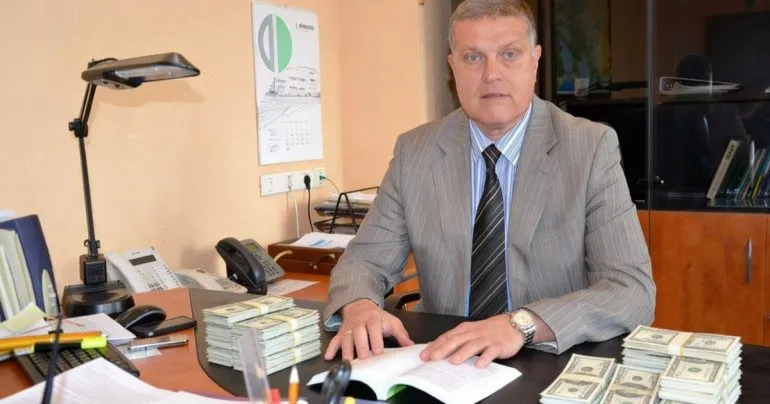 Суд поновив Миколу Калініченка на посаді та зобов’язав виплатити компенсацію