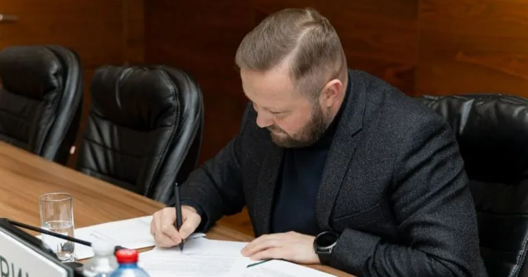 Руководитель Полтавской ОВА изменил состав комиссии по определению критически важных предприятий