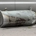 Осколки российской ракеты упали на кладбище в Горишних Плавнях — люди спаслись