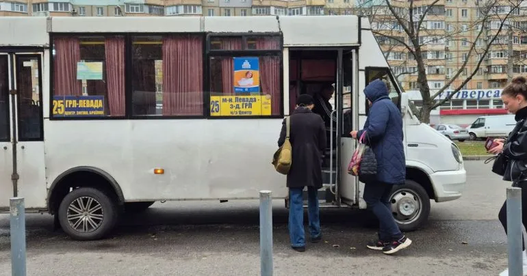 Перевозчики Полтавы снова требуют повышения тарифов на проезд в транспорте