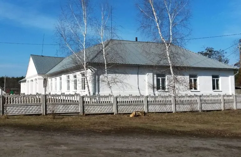 В Полтаве ликвидируют три школы из-за отсутствия учеников и оптимизации образовательной сети