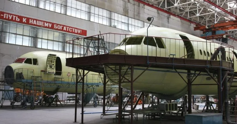 росія повертає в експлуатацію радянські пасажирські літаки