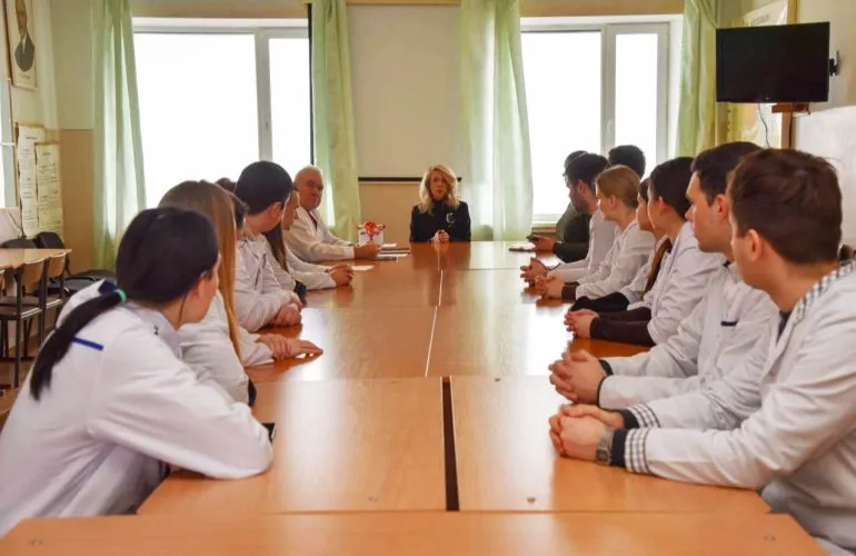 ПДМУ підвищує обізнаність про рак шийки матки