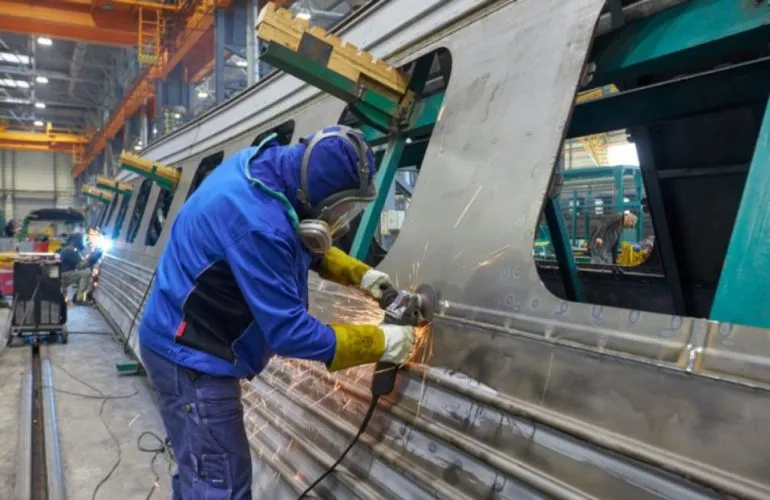 ВАКС конфіскував 25% акцій Крюківського вагонобудівного заводу у російського бізнесмена