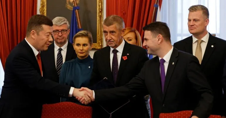 Министр иностранных дел Чехии Петр Мацинька посетил Украину во время ракетного удара