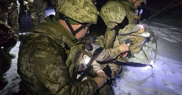 Оперативна обстановка на фронті: втрати росії, атаки дронів та ситуація в регіонах України