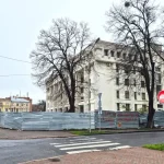 Полтавська ОДА шукає інвесторів для завершення реконструкції території біля обласної бібліотеки