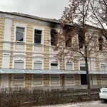 У Полтаві визначать подальшу долю зруйнованої будівлі ДМС після обстрілу