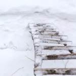 У Миргородській громаді під час перевірки електромереж загинув працівник