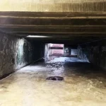 Підземний перехід біля 11-ї школи в Полтаві вкрився льодом